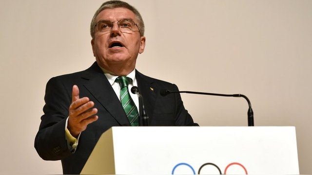 Guardian: Глава МОК осмелился критиковать WADA и защищать Россию