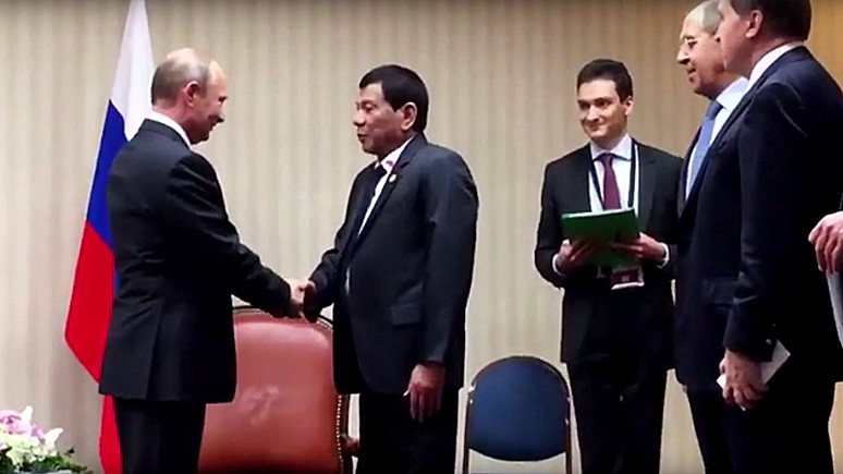 Rappler: Президент Филиппин встретился со своим «кумиром» Путиным