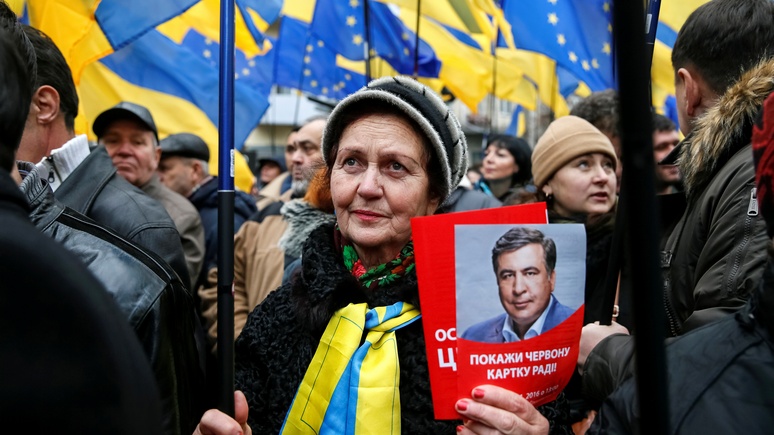 DLF: Саакашвили надоело служить «вывеской» у Порошенко
