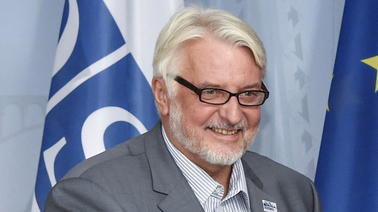 WP: польский министр «создал» карибскую страну, устав от долгого перелёта
