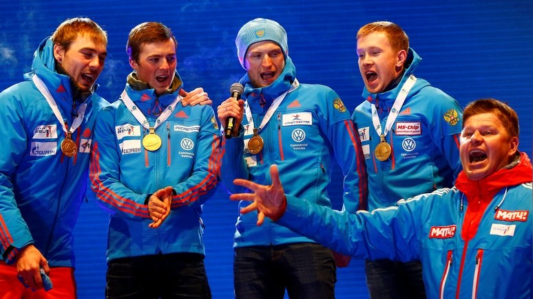 SZ: российские чемпионы исправили ошибку организаторов, спев правильный гимн