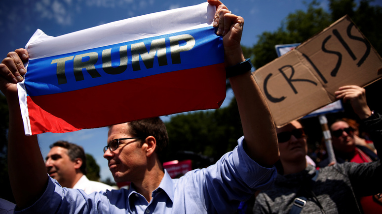Трамп: Америка «разрывает себя на части» — Россия смеётся