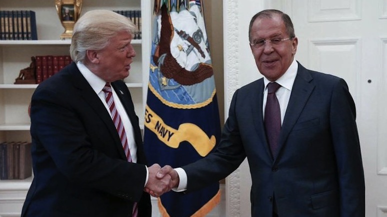Wyborcza: Лавров и Трамп искренне рады друг другу — потому что одним миром мазаны
