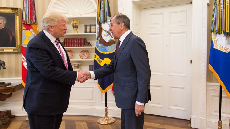 Independent: Трамп не сливал русским информацию, а просто красовался