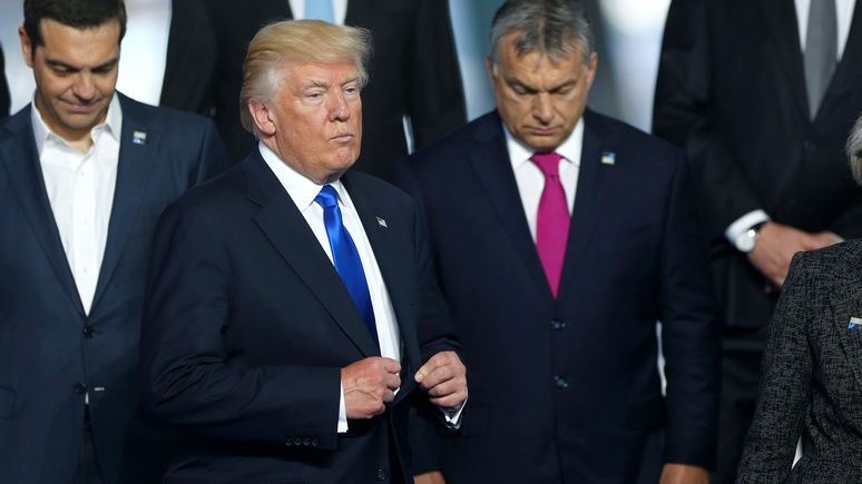 Newsweek: Джоан Роулинг атаковала Трампа с помощью Twitter-магии