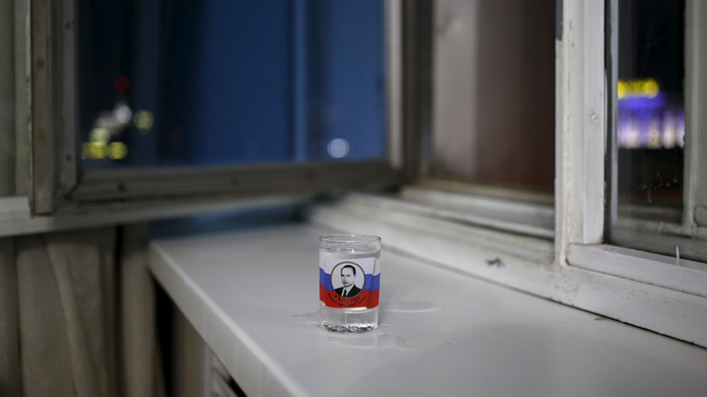 Süddeutsche Zeitung: россияне стали жить дольше, но от водки отказаться не могут