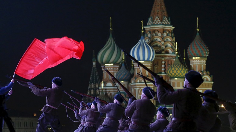 NZZ: Кремль компенсирует «трудное положение» страны «ультранационализмом»