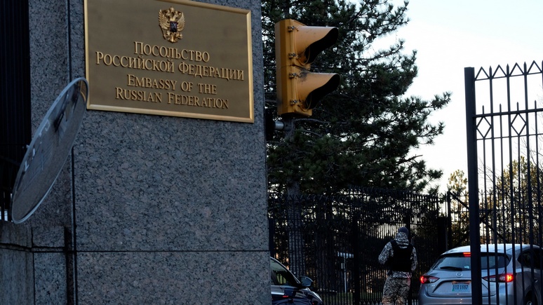 New York Times: от троллинга в Twitter Россия и США перешли к «уличным войнам»