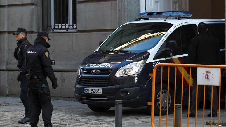 El País: в Испании поймали российско-украинского главаря киберграбителей, обворовавшего банки на миллиард