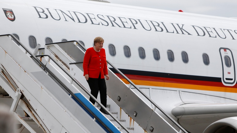 NOZ: премьеры сразу трёх федеральных земель Германии призвали Меркель к интенсивному диалогу с Россией