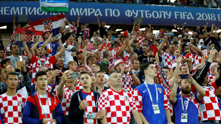 NBC: ради любимого футбола болельщики из Хорватии 15 дней крутили педали
