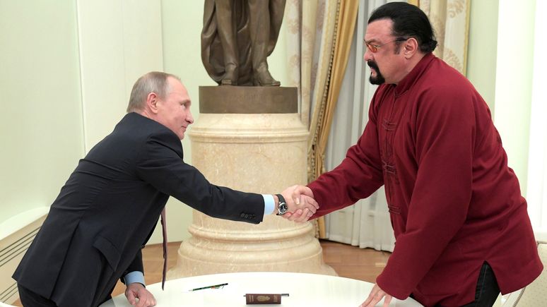 Quartz объяснил, почему Сигал — идеальный посредник между Путиным и Трампом
