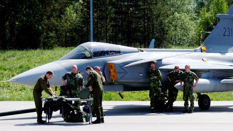 Министр обороны: Швеция участвует в учениях НАТО, чтобы «повысить порог» для возможного противника