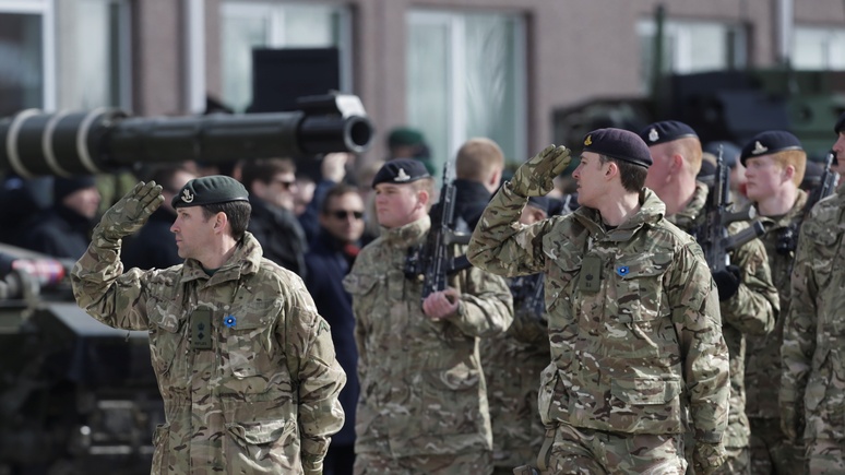 Военные на страже правопорядка и даже бензоколонок: Times рассказала о подготовке к жёсткому брекситу