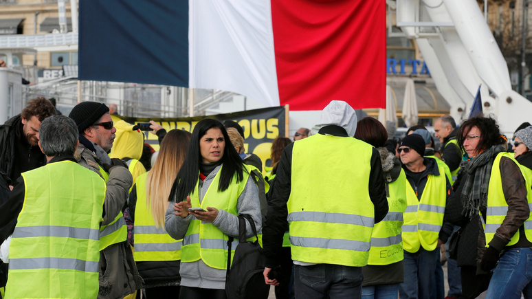 Le Parisien: политические амбиции грозят «жёлтым жилетам» расколом
