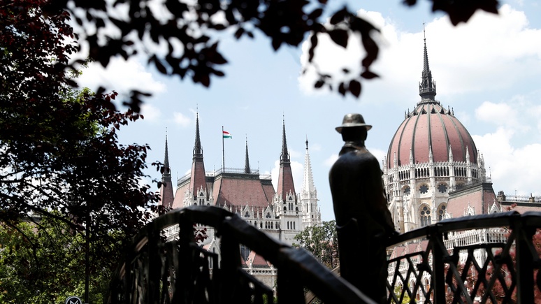ORF: Еврокомиссия грозит Венгрии судом из-за миграционного законодательства