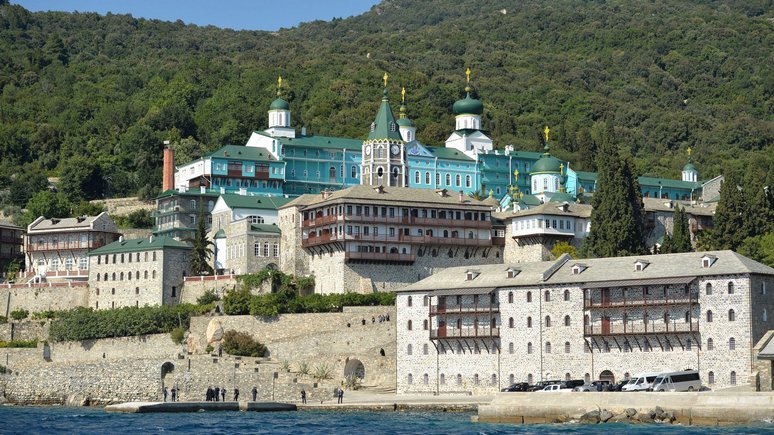 Обозреватель: делегацию ПЦУ выгнали из монастыря на Афоне