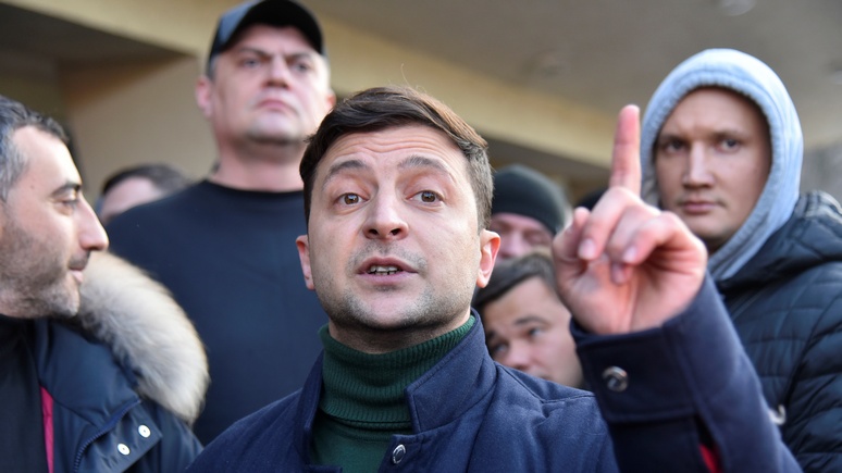 Les Echos: на Украине лидером президентской гонки стал новичок-комедиант