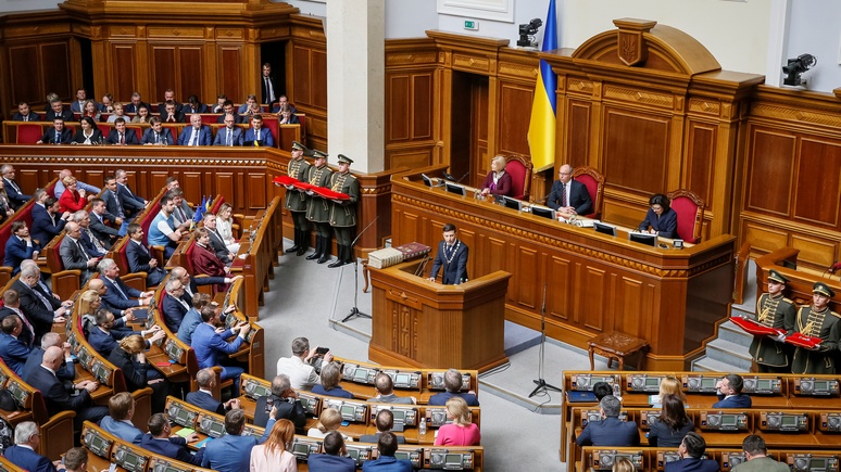 El Mundo: украинцам предстоит выбирать между «шуткой, ударом и прилипчивой песней»