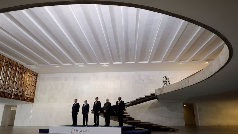 SCMP: страны БРИКС всё больше интересуют отношения с Западом, нежели партнёрство между собой