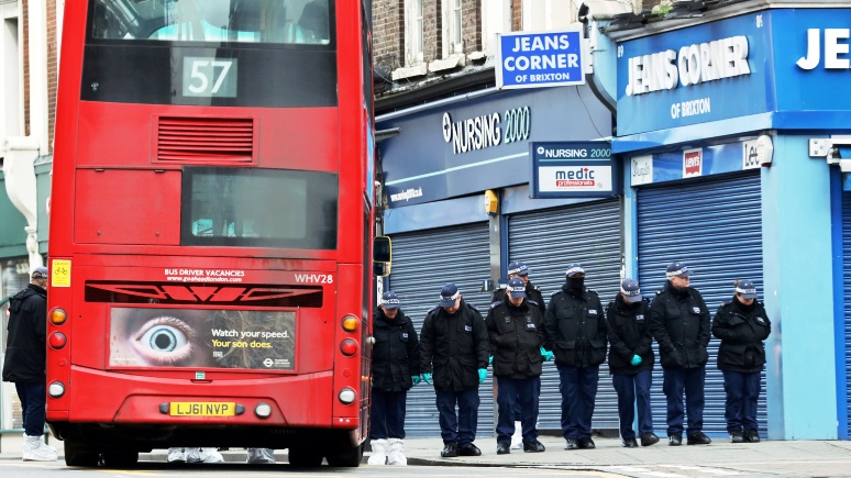 ES: высокий уровень угрозы — полиция призывает британцев на помощь в борьбе с терроризмом 