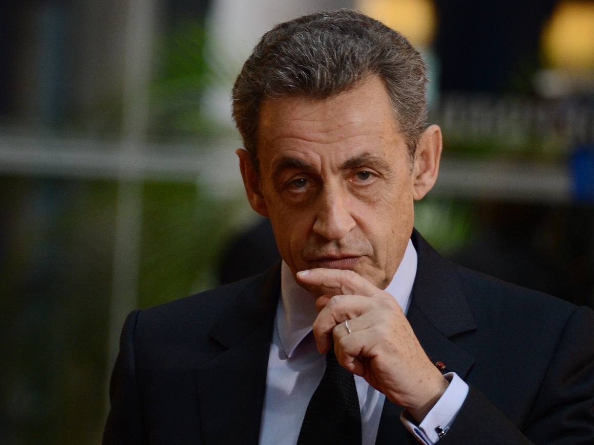 Деньги диктатора: как Саркози стал президентом за счет Каддафи