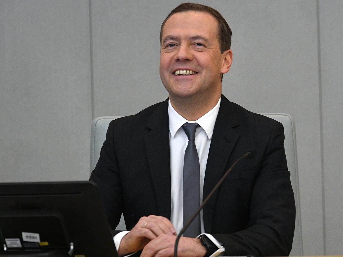 Медведев рассказал о создании офшоров в России
