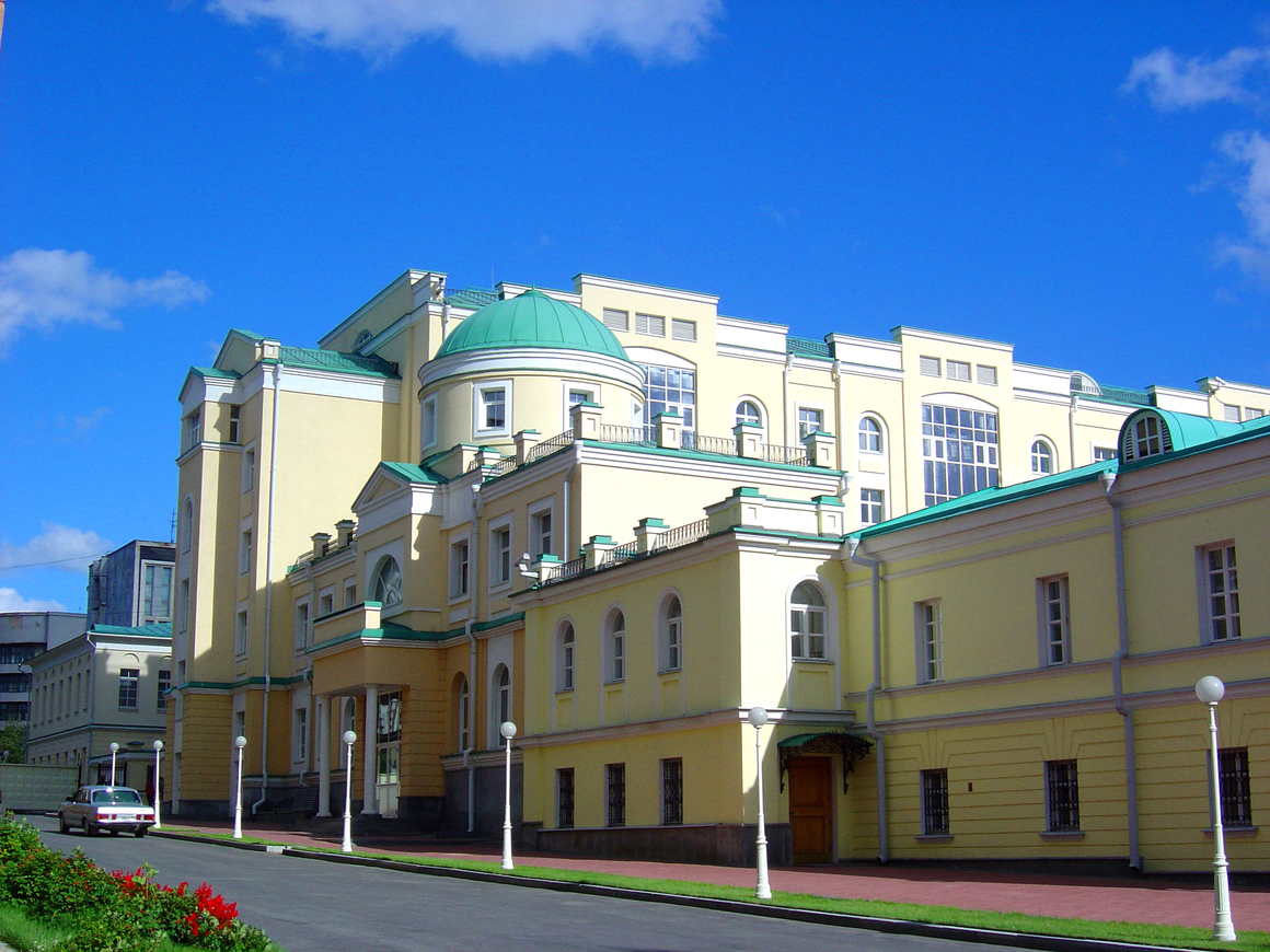 Чиновников Екатеринбурга отправят в сортир при резиденции губернатора