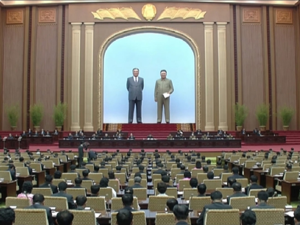 Хоть одним глазком - видео из Зала Собраний Хэ Мансудэ в Северной Корее