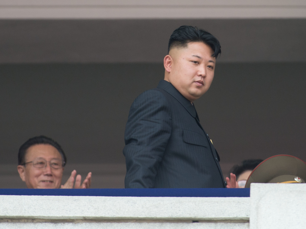 Адвокат Трампа: Ким Чен Ын "умолял на четвереньках" о проведении саммита