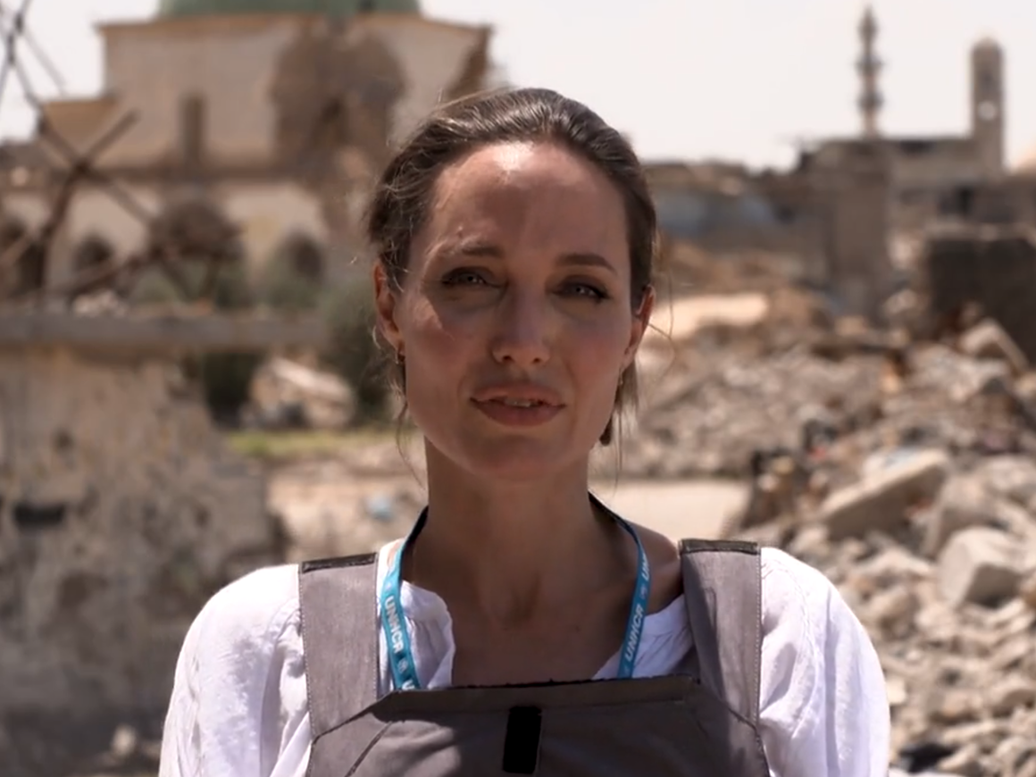 Анджелина Джоли посетила Мосул.Там всё очень плохо
