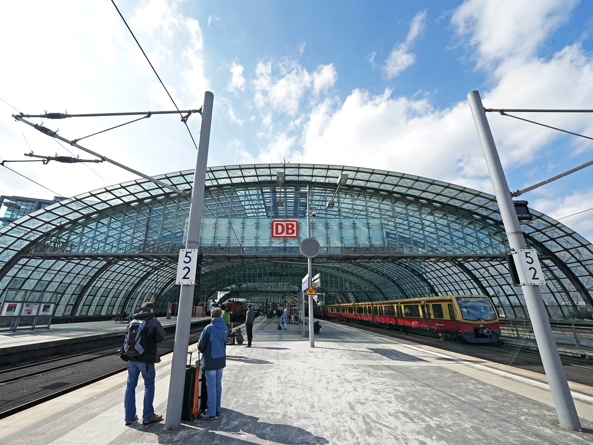 Дорого и медленно: Брюссель раскритиковал европейские железные дороги