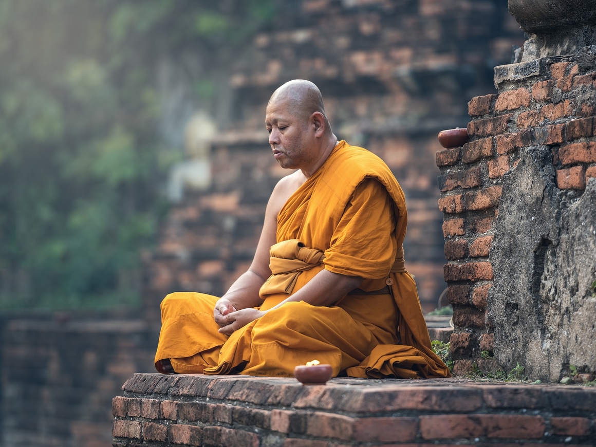 Не по Будде это: китайский монах принуждал монахинь к сексу