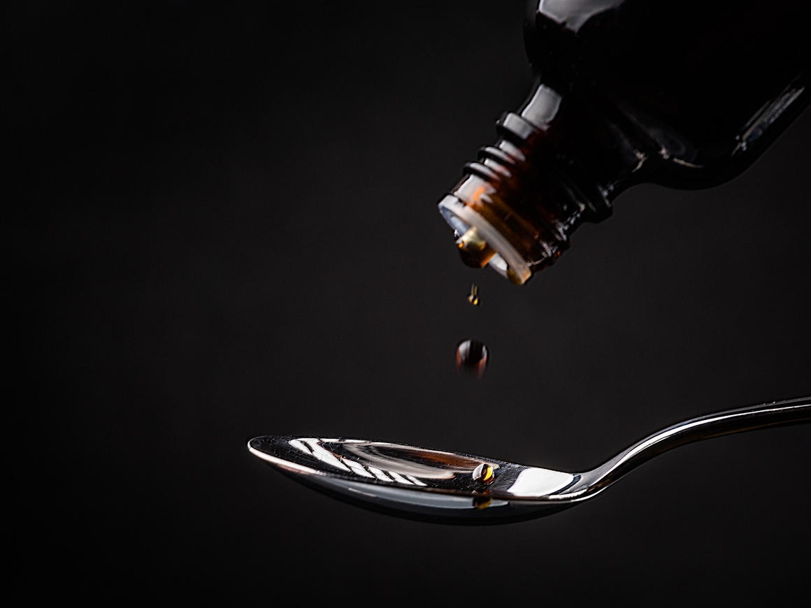 Сладкий-сладкий кодеин: в Нигерии запретили сироп от кашля из-за наркомании