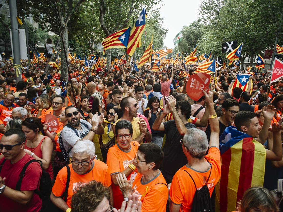 Бесконечный марш независимости: Национальный день Каталонии собрал 1 млн человек