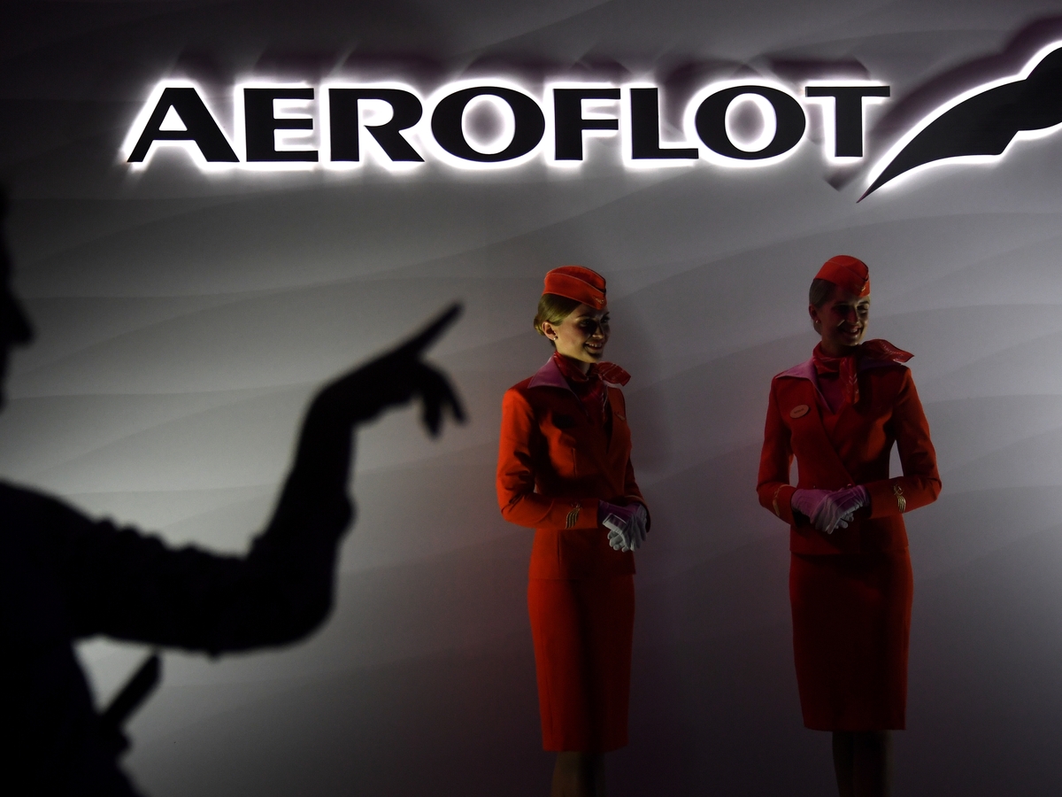 Прилетело "Аэрофлоту": как из-за обвинений Польши акции перевозчика упали в цене