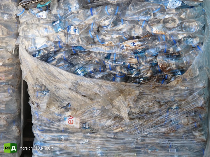 female crew research microbead pollution in sea