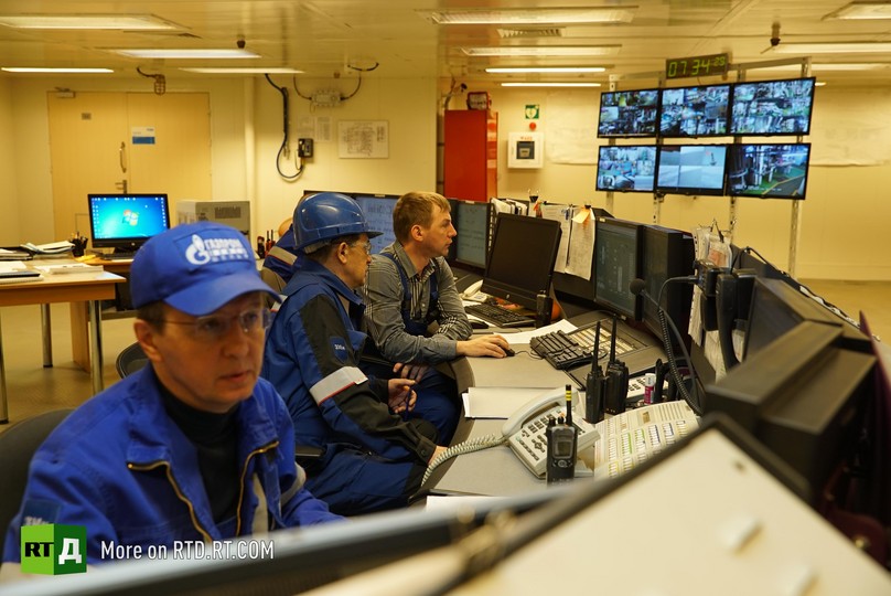 life on Arctic oil platform