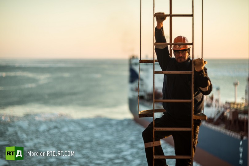 life on Arctic oil platform