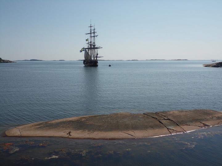 tall ships in battle reenactment