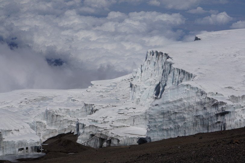 disabled men climb Kilimanjaro