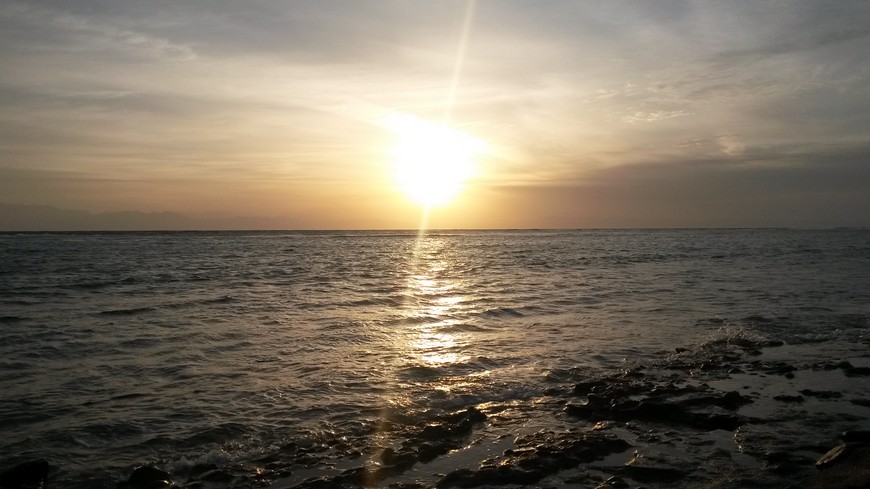 controversial water birth and baby yoga