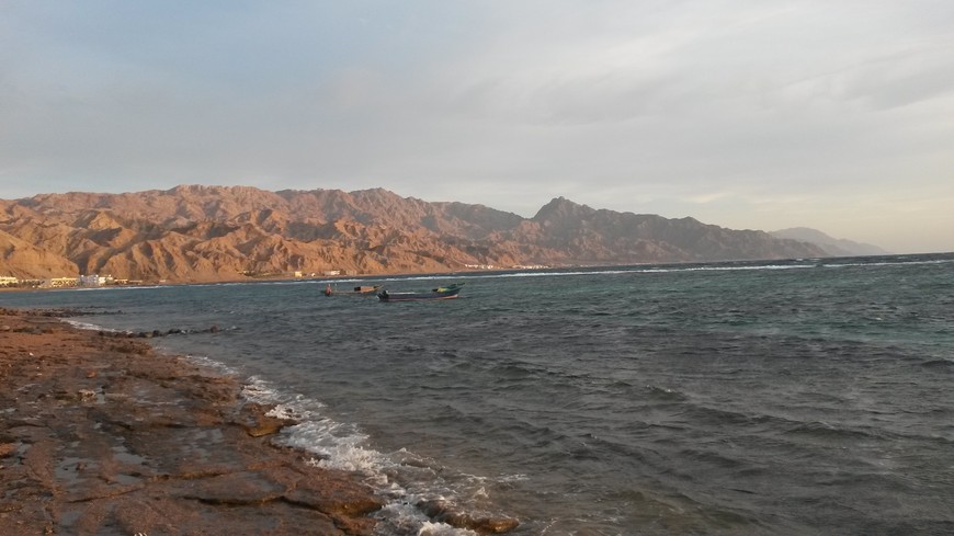 controversial water birth and baby yoga