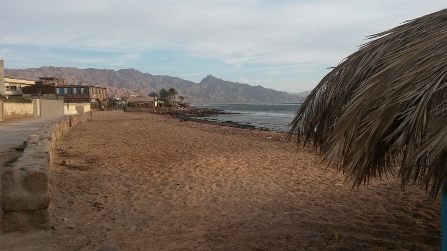 controversial water birth and baby yoga