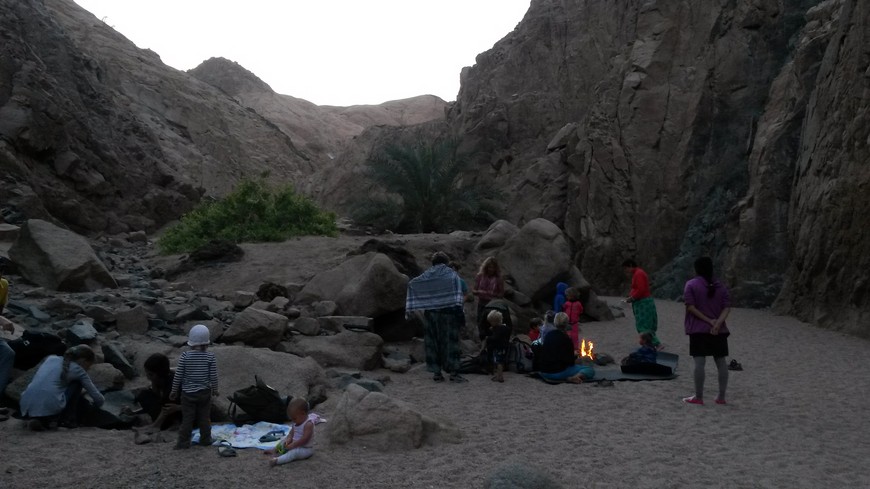 controversial water birth and baby yoga