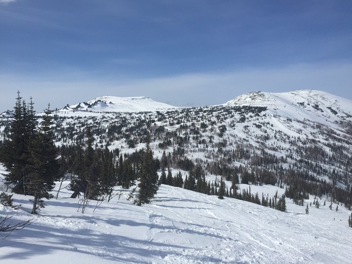 Russian bikini skiing