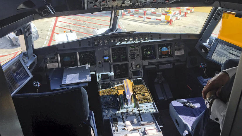 СМИ: Незадолго до крушения A320 Андреас Любиц обращался к врачам из-за проблем со зрением
