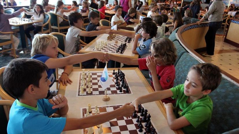 Россия и Великобритания вооружают школьников шахматными досками