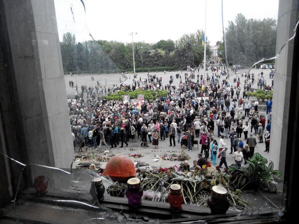 В Одессе сотни горожан вышли на митинг в память о погибших в Доме профсоюзов