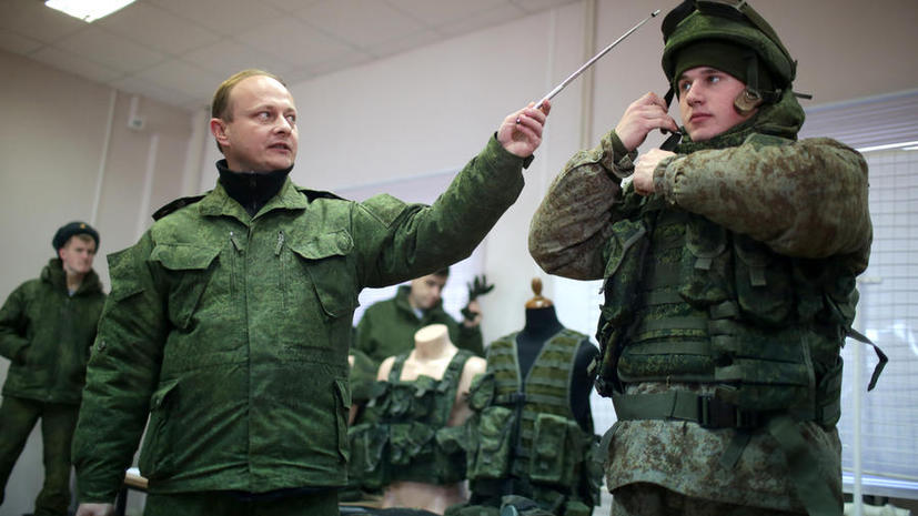 Российская армия приняла на вооружение экипировку солдат XXI века
